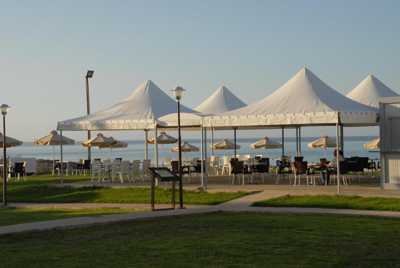 Penelope Beach Hotel Apts プロタラス エクステリア 写真