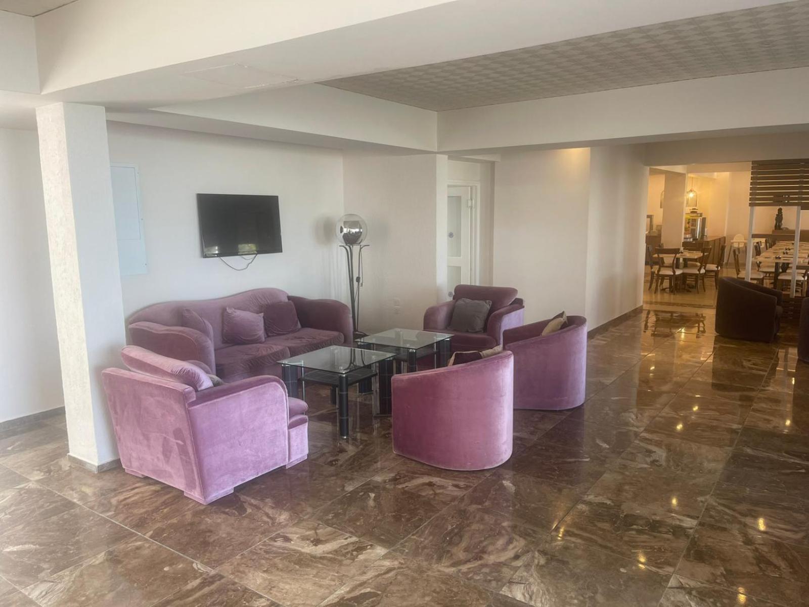 Penelope Beach Hotel Apts プロタラス エクステリア 写真