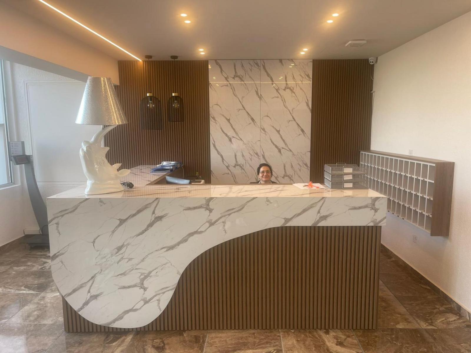 Penelope Beach Hotel Apts プロタラス エクステリア 写真